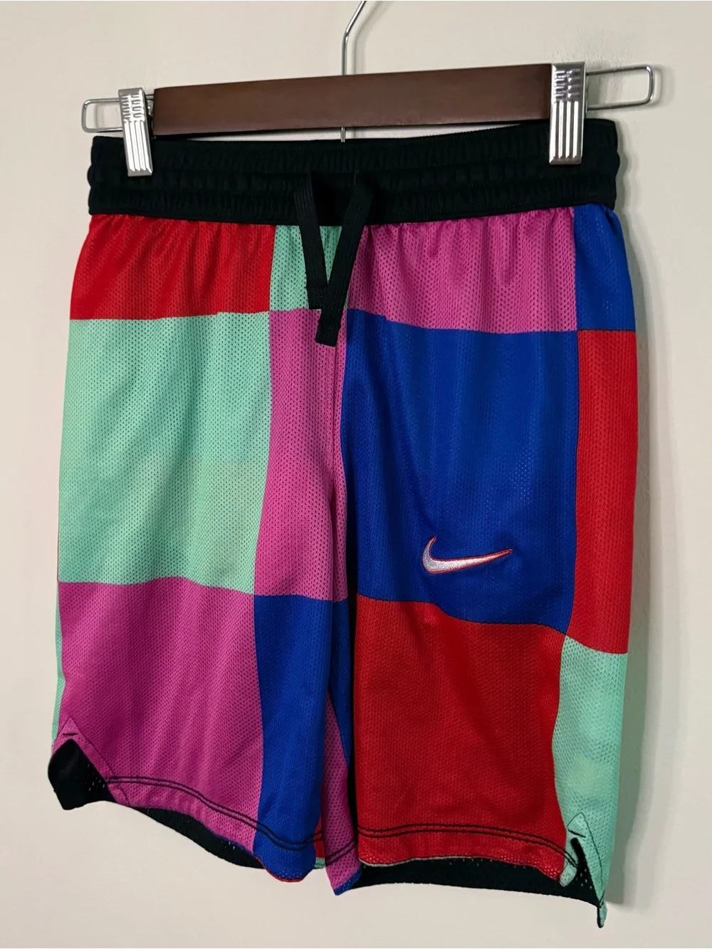 Nike Youth Medium Shorts Basketball Colorful EUC Reversible School Measures 22”